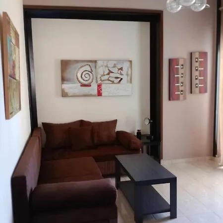 Sea Paradise Apartment *